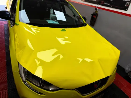 Caroserie protejată cu folie transparentă, lucrare Folii auto Petroșani